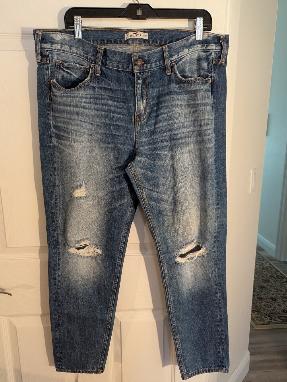 Hollister Women's Distressed Light-Mid Blue Boyfriend Jeans